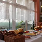 Hotel Kras 3*